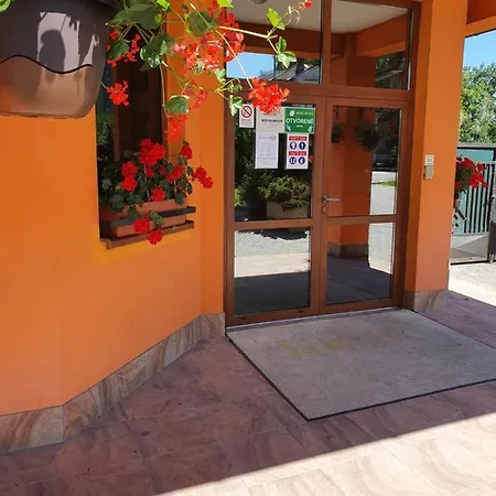 Hotel Senica, Garni Senica