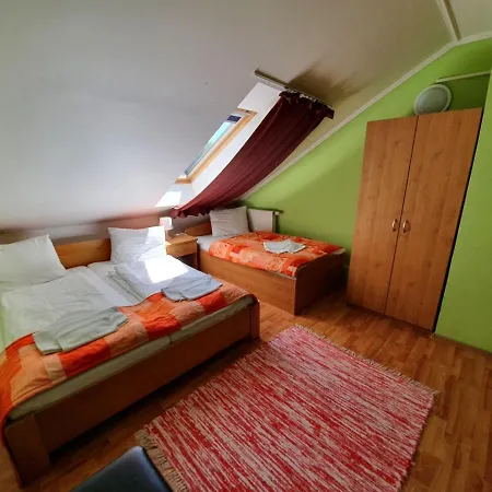 Senica, Garni Hotel Senica