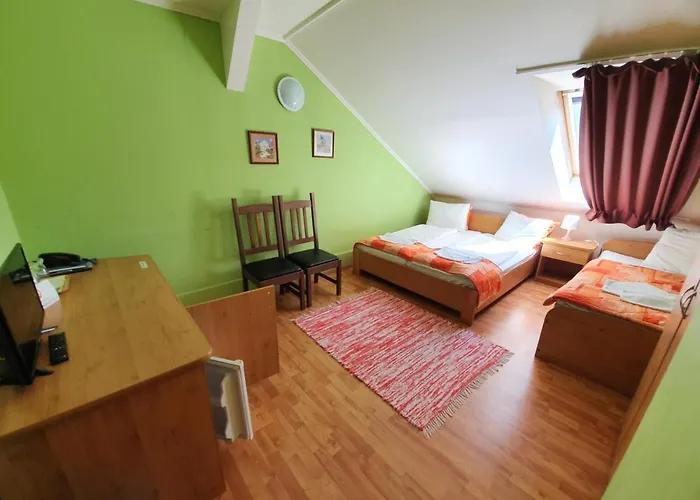 Senica, Garni 3* Senica